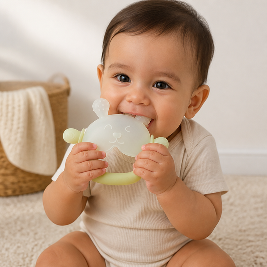 Guante Mordedor Para Bebés Con Diseño De Conejito – Mordedor Suave De Silicona Sin BPA Con Correa Anticaídas Para La Muñeca (3–18 Meses)