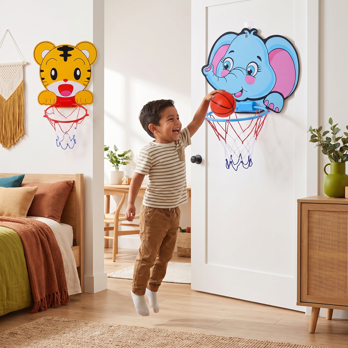 Set de baloncesto infantil con lindos animales