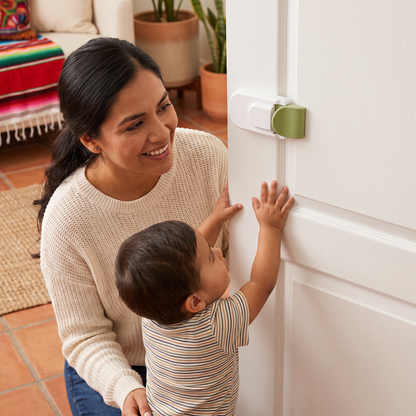 Seguro para puertas a prueba de niños sin perforar